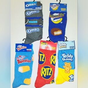 Cracers Cookies Snack Cakes Novelty Crew Socks Unisex NWT